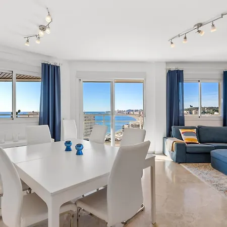 Just 1 Minute From The A117 Apartment