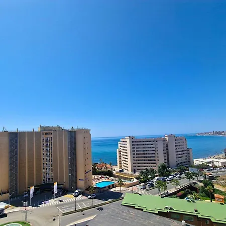 Just 1 Minute From The A117 * Fuengirola