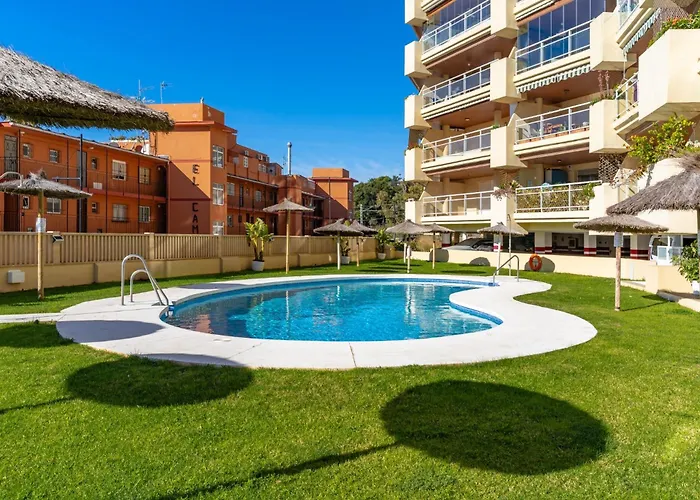 Just 1 Minute From The A117 * Fuengirola