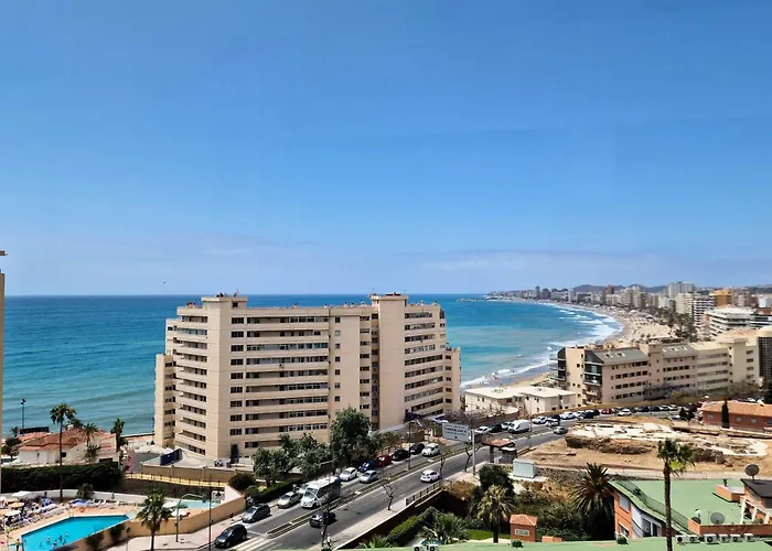 アパート Just 1 Minute From The A117 *